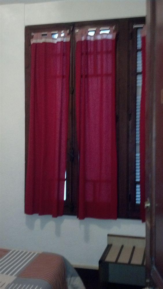 Des Arts Hotel 2*